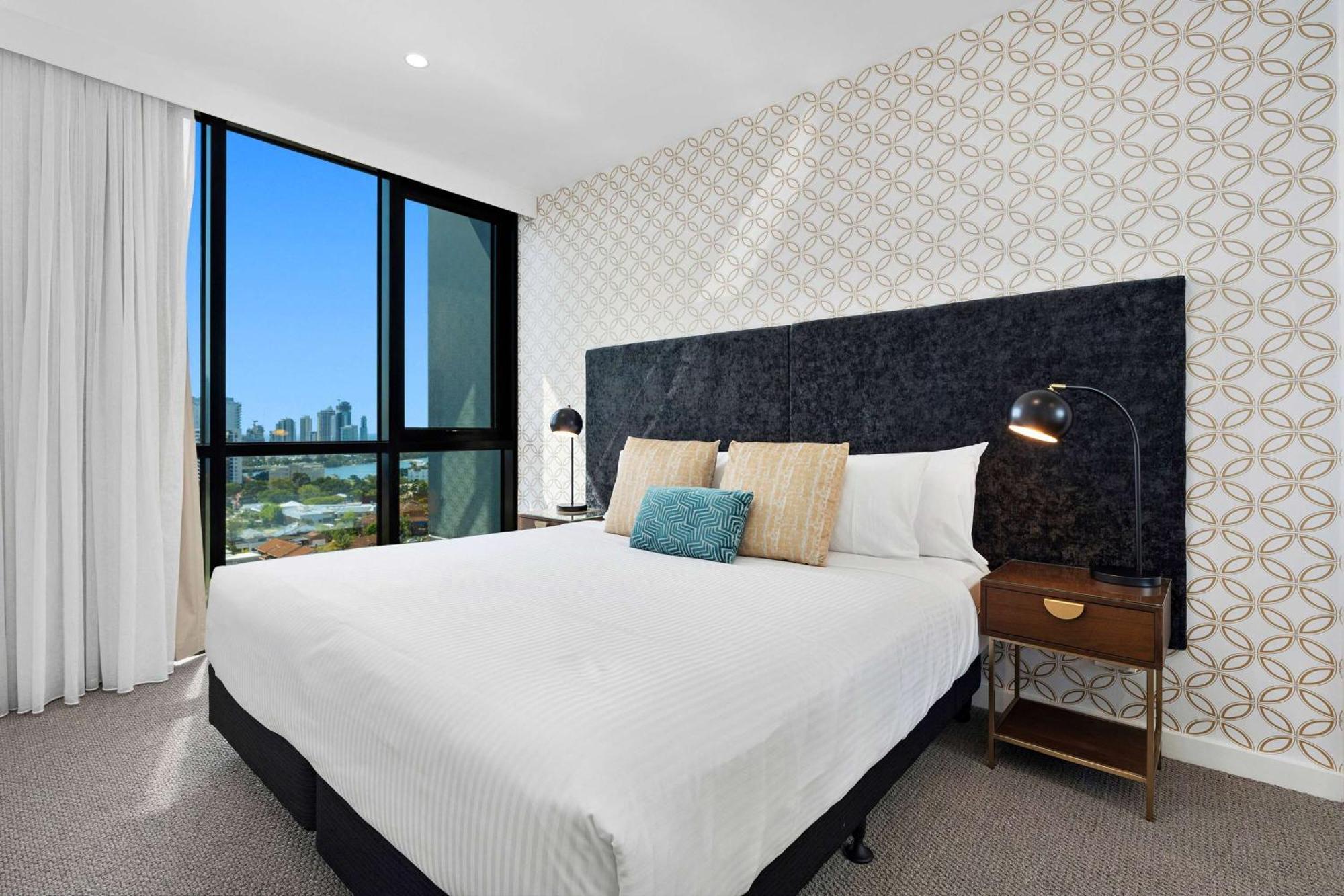 Tryp By Wyndham Southport Gold Coast Hotel Apartments Bagian luar foto